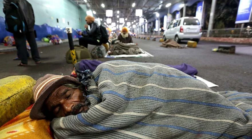 Olağan dışı soğuk hava yüzünden 176 kişi öldü